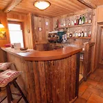 Le Vieux Rascard D'hotes Casa de hóspedes Champoluc