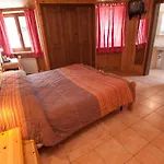 Casa de hóspedes Le Vieux Rascard D'hotes