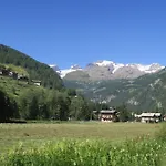 Le Vieux Rascard D'hotes Champoluc
