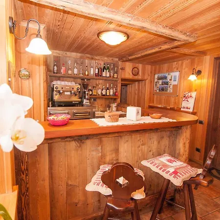 Le Vieux Rascard D'hotes 3* Champoluc