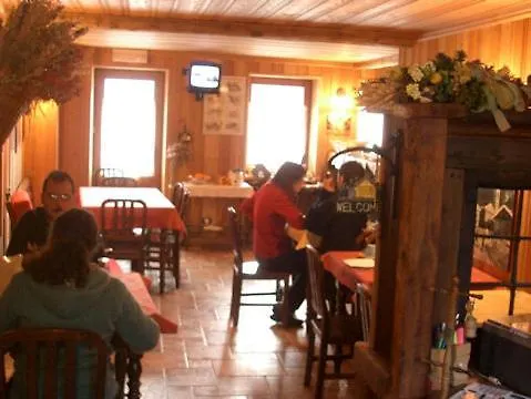 Le Vieux Rascard D'hotes Champoluc